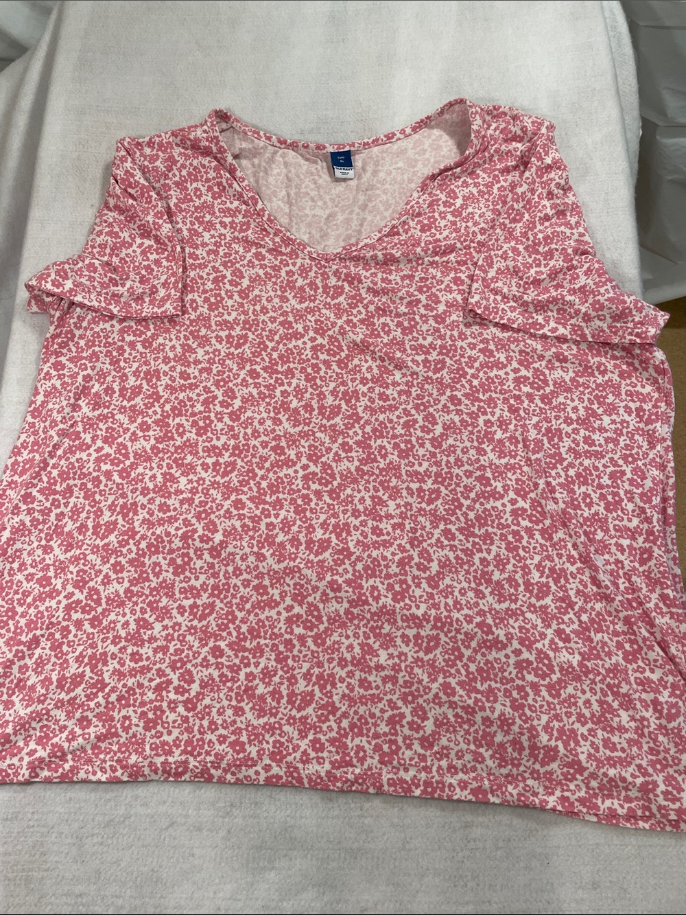 Old Navy Pink Floral V-Neck Short Sleeve Tee